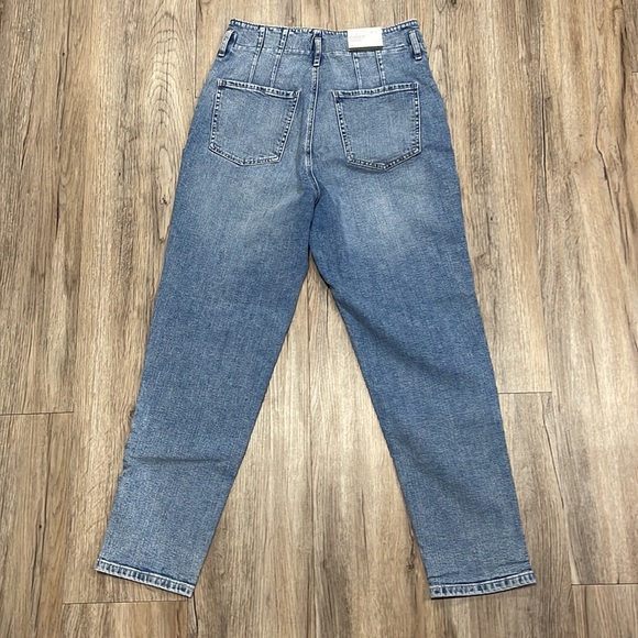 Dynamite Cindy Cigarette Jeans Size 30 - Picture 2 of 6
